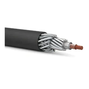 Kabel wireline bersarung tanpa suntikan gris dengan sarung polimer licin dipotong untuk menunjukkan perisai di bawahnya